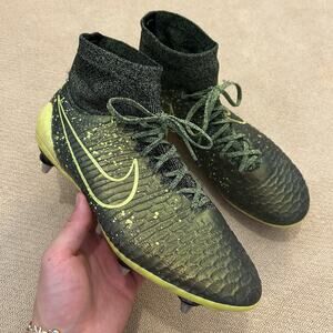 Nike Magista Obra SG Metal Stud Soccer Soft Ground Cleats Size 9